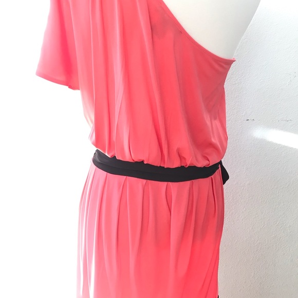 Dress - Picture 7 of 8